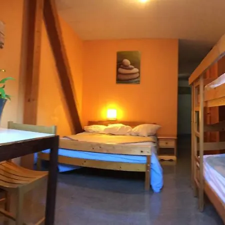 אכסניה Familiale Relais Du Lys *