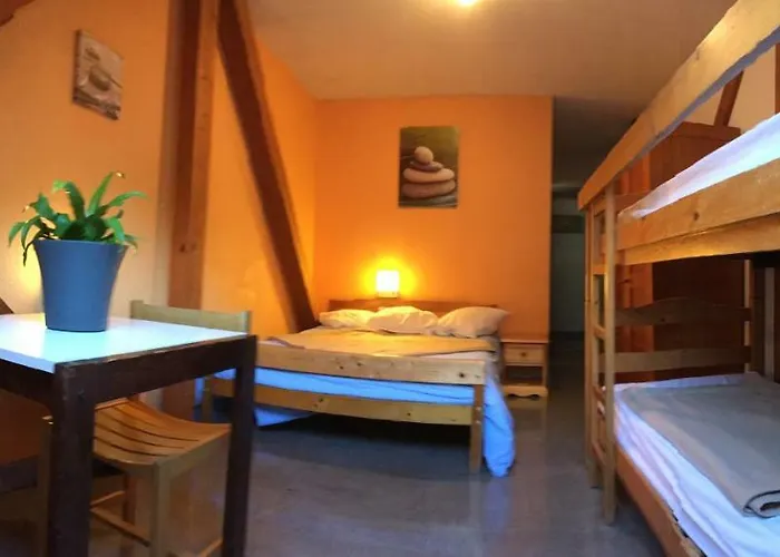 Ostello Familiale Relais Du Lys *